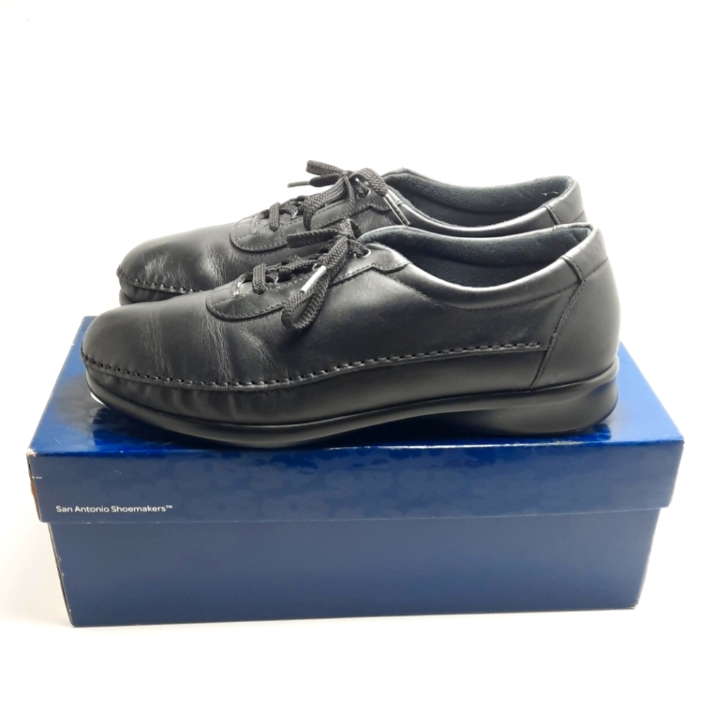 SAS TRAVELER BLACK WOMEN'S OXFORD LACE-UP SIZE 10 M Pre-owned w/Box